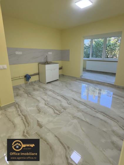 Apartament cu 2 camere decomandat în Republicii