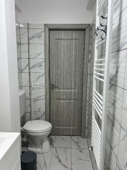 Apartament cu 2 camere semidecomandat, mobilat în Ultracentral