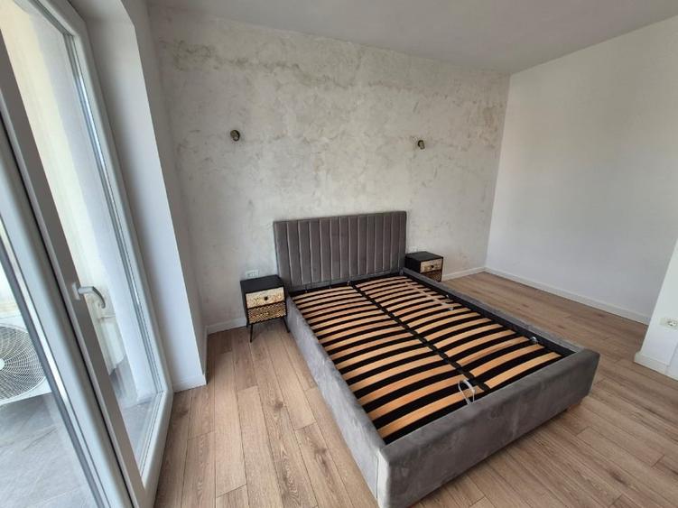 Apartament cu 3 camere decomandat, mobilat în Calea Călărașilor