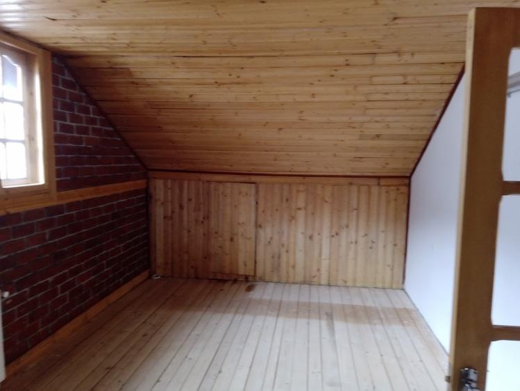 Casă individuală cu 6 camere cu Teren 446.73999023438 Mp în Bușteni