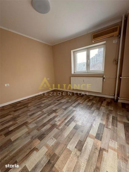 Apartament cu 3 camere decomandat, mobilat în Apărătorii Patriei — fotografia 2