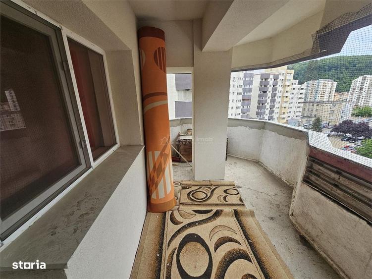 Apartament cu 3 camere decomandat în Ultracentral