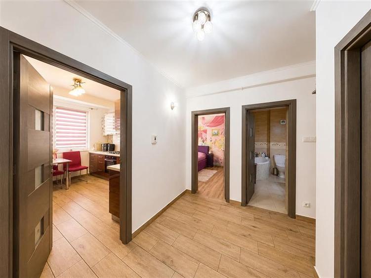 Apartament cu 2 camere decomandat, mobilat în Dâmbu Pietros