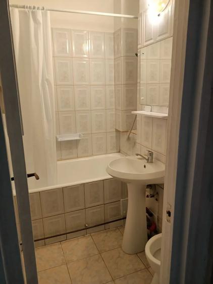 Apartament cu 2 camere semidecomandat, mobilat în Tătărași