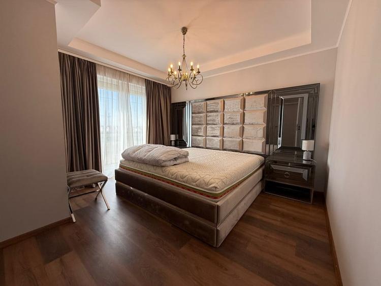 Duplex cu 5 camere cu Canalizare în Moșnița Veche