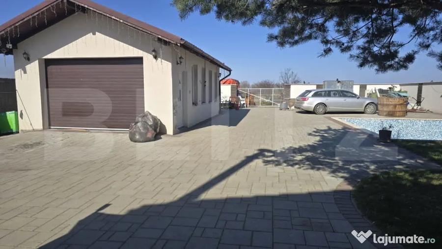 Casă cu 5 camere cu Teren 2800 Mp în Central