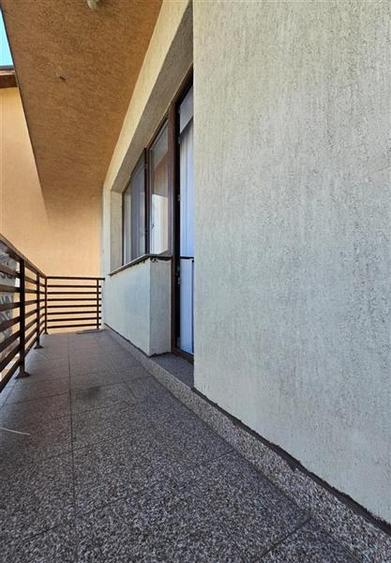 Apartament cu 4 camere decomandat, mobilat în Bucureștii Noi