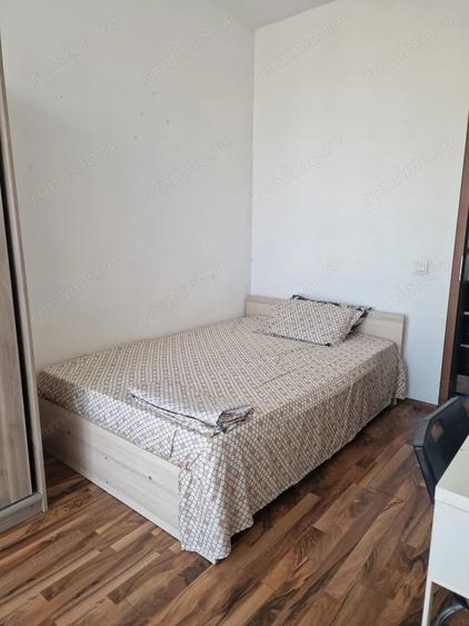 Apartament cu 3 camere decomandat, mobilat în Mărășești