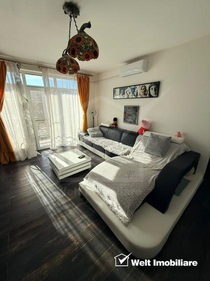 Apartament cu 3 camere semidecomandat, mobilat în Florești