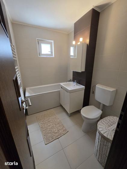 Apartament cu 4 camere decomandat în Tomis Nord