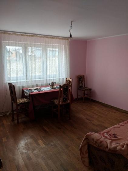 Casă individuală cu 5 camere cu Teren 2000 Mp în Dumbrăvița