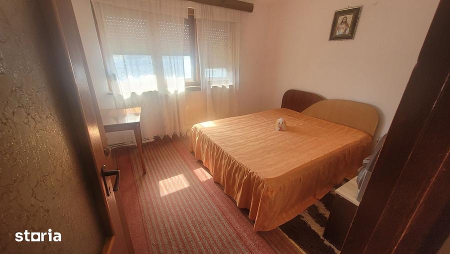 Apartament cu 3 camere în Marghiloman