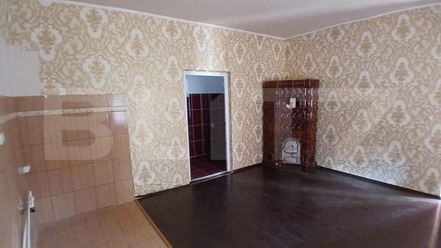 Casă individuală cu 3 camere cu Canalizare în Aluniș
