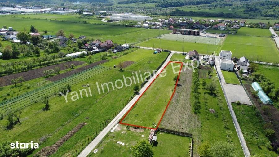 Teren de 2414 mp, în Curtea de Argeș