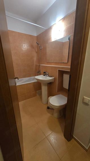 Apartament cu 2 camere semidecomandat în Lujerului
