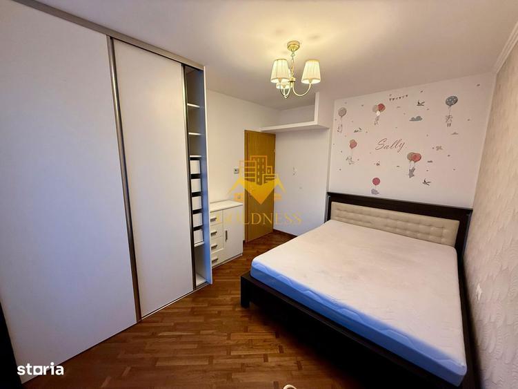 Apartament cu 3 camere în Mărăști