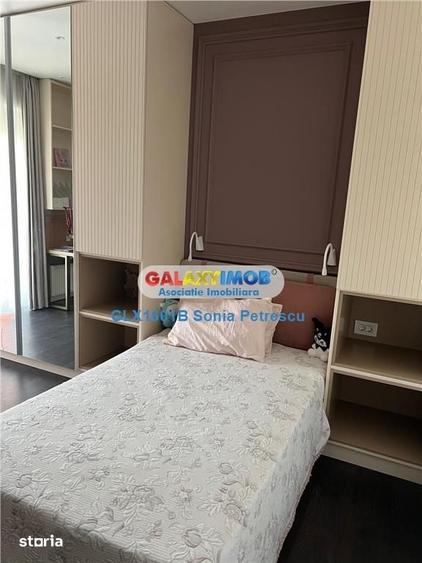 Apartament cu 3 camere, mobilat în Văcăresti
