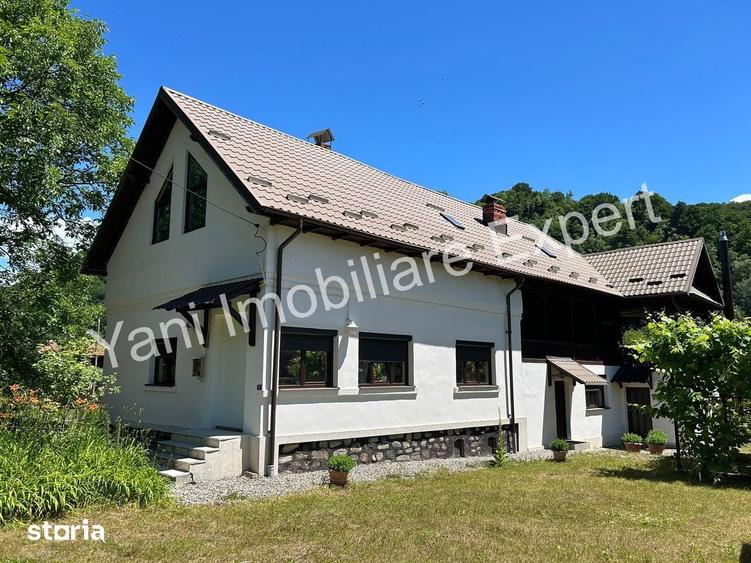 Casă cu 4 camere cu Teren 5146 Mp în Sălătrucu