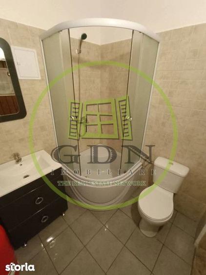 Casă cu 4 camere cu Teren 300 Mp în Central