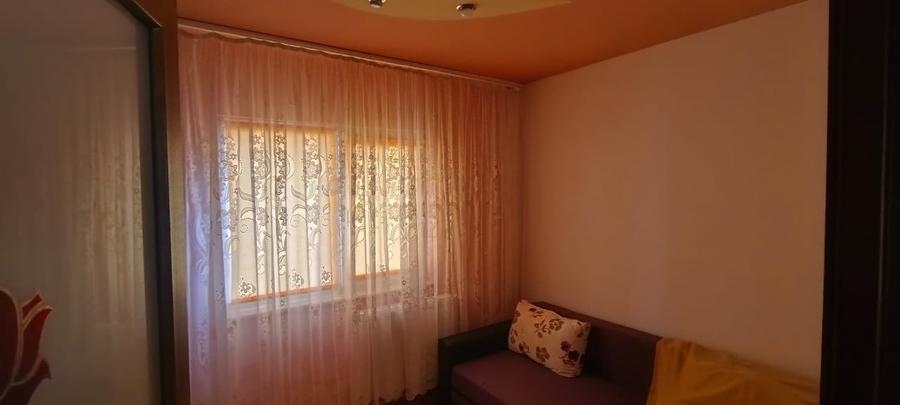 Vând apartament 3 camere - 8