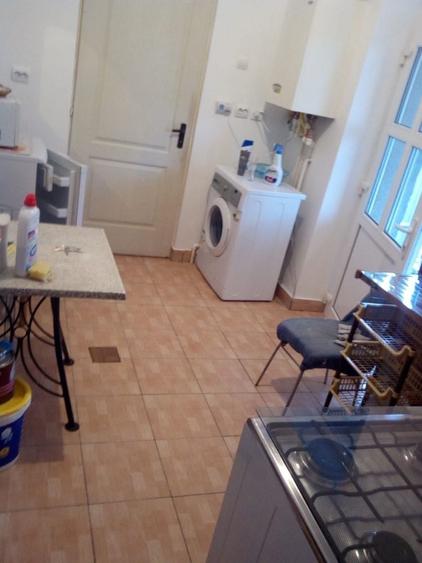 Casă cu 2 camere cu Teren 350 Mp în Central