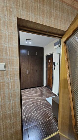 Apartament cu 2 camere semidecomandat în Dristor