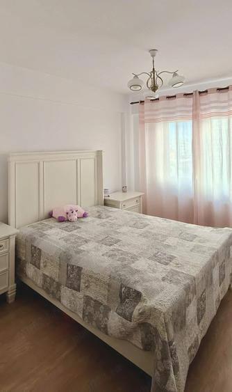 Apartament cu 2 camere decomandat în 1 Decembrie 1918