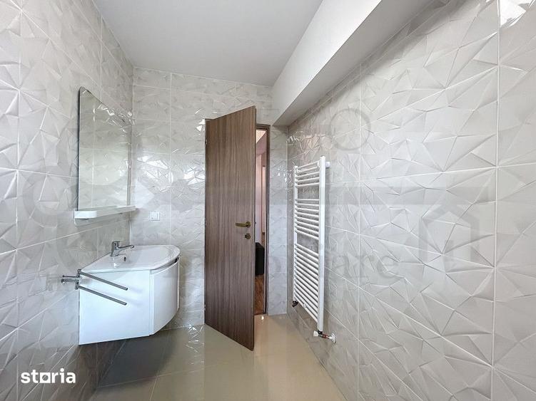 Apartament cu 3 camere, mobilat în Între Lacuri