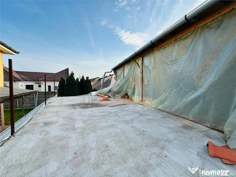 Casă cu 2 camere cu Teren 100 Mp în Central