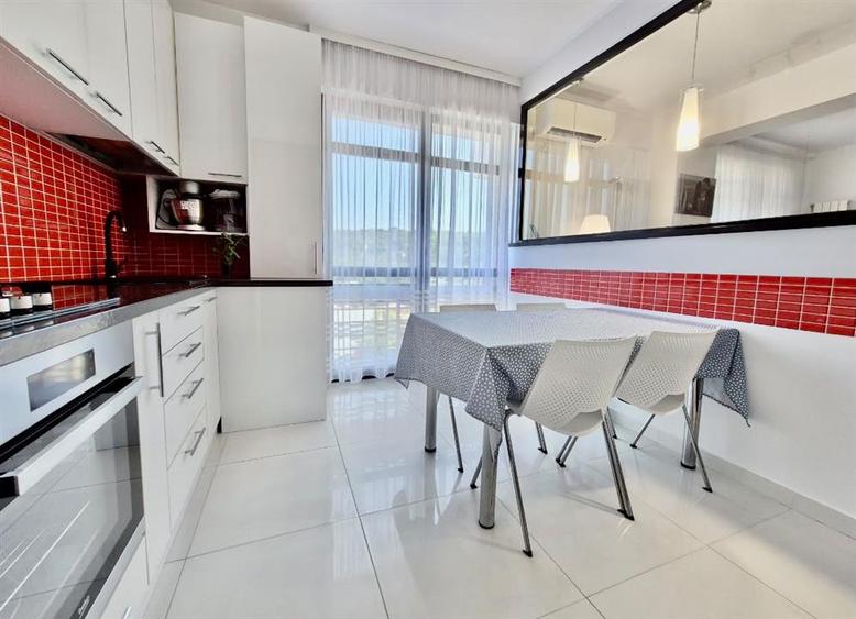 Apartament cu 2 camere decomandat în Bucium