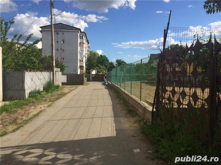 Teren de 1500 mp, în Vest