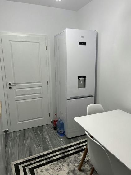 Garsonieră decomandată în Valea Adâncă