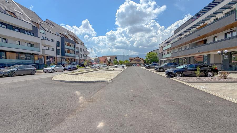 Spațiu comercial, de 46 mp, în Tractorul