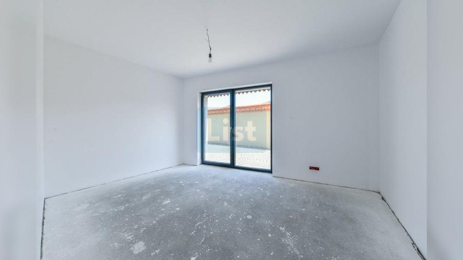 Apartament cu 3 camere decomandat în Brașovul Vechi