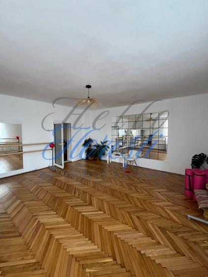 Apartament 3 camere 160 mp | beci 80 mp | gradina 160 mp | zona Andrei Muresanu. - 1