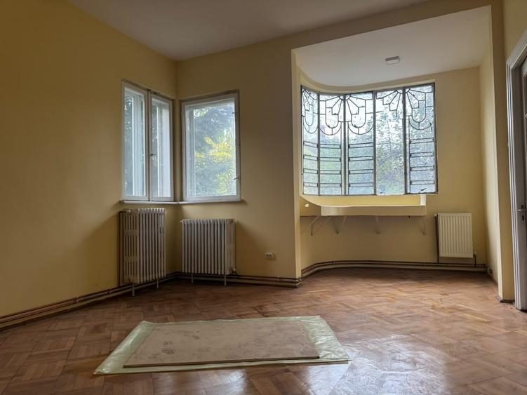 Apartament cu 2 camere în Tribunal