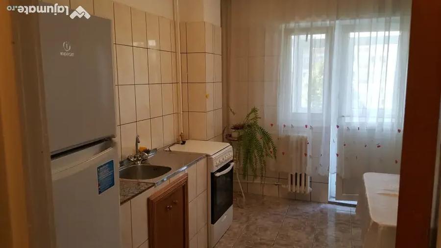 Proprietar inchiriez apartament 2 camere ultracentral - 2