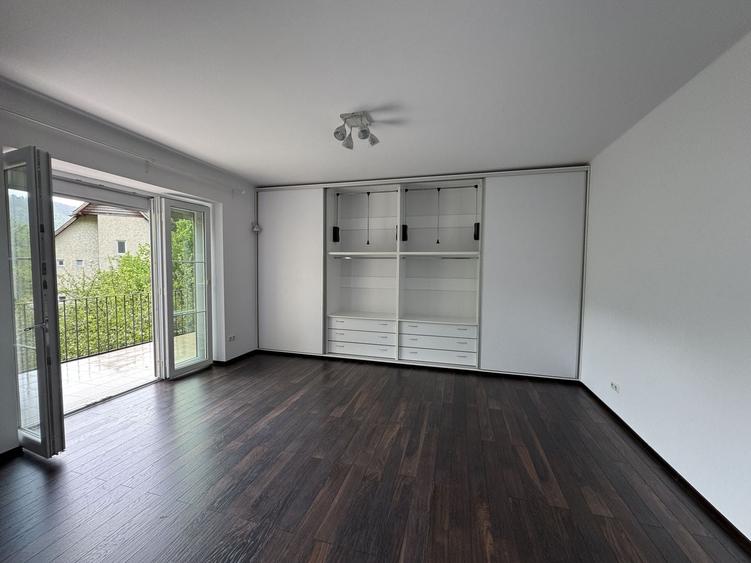 Apartament cu 2 camere decomandat, mobilat în Centrul Istoric