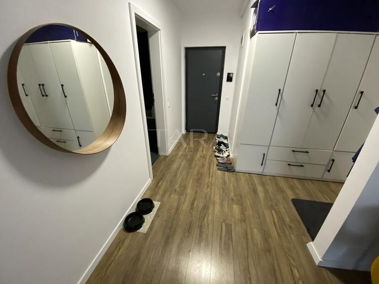 Apartament cu 2 camere semidecomandat, mobilat în Baciu