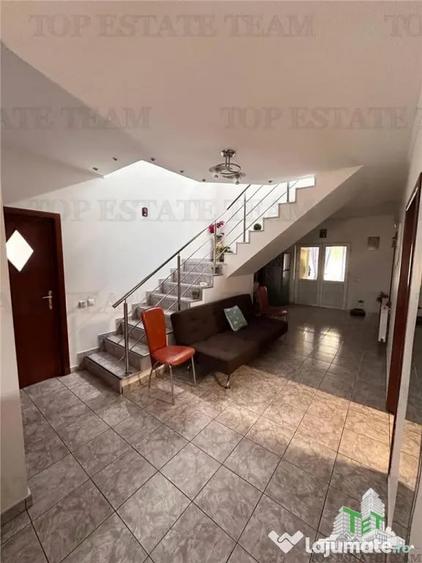 Casă cu 6 camere cu Teren 1300 Mp în Corbeanca