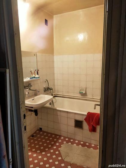 Apartament cu 5 camere decomandat în Central
