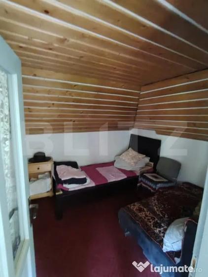 Casă cu 5 camere cu Teren 175 Mp în Lunca