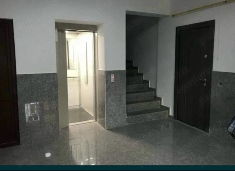 Garsonieră decomandată în Exterior Vest