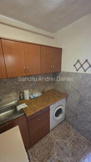 De inchiriat garsoniera zona noua - Proprietar
