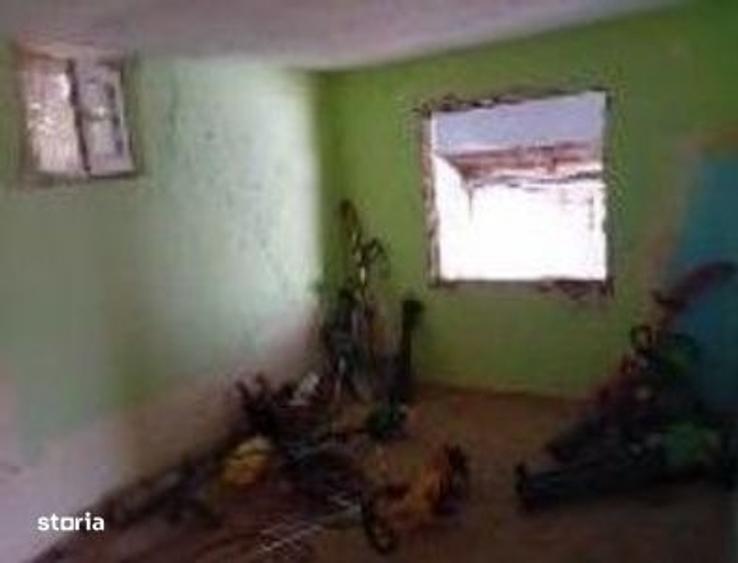 Casă cu 3 camere cu Teren 281 Mp în Central