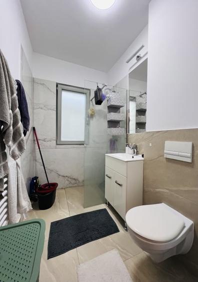 Apartament cu 2 camere decomandat, mobilat în Moșnița Nouă