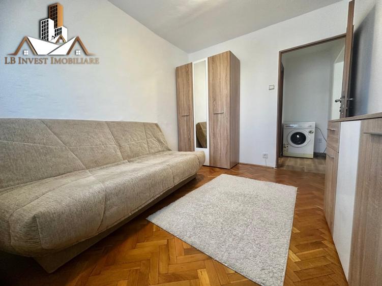 Apartament cu 4 camere decomandat, mobilat în Bucovina