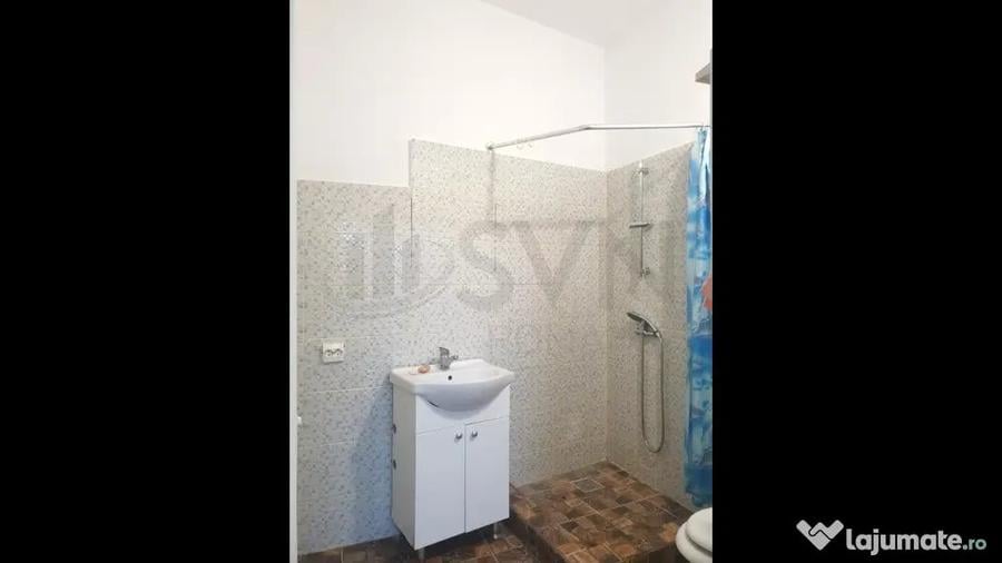 Casă cu 5 camere cu Teren 243 Mp în Cișmigiu