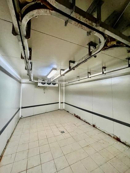 Spațiu industrial, de 850 mp, în Central