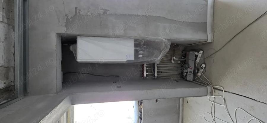 Apartament cu 3 camere semidecomandat în Petros